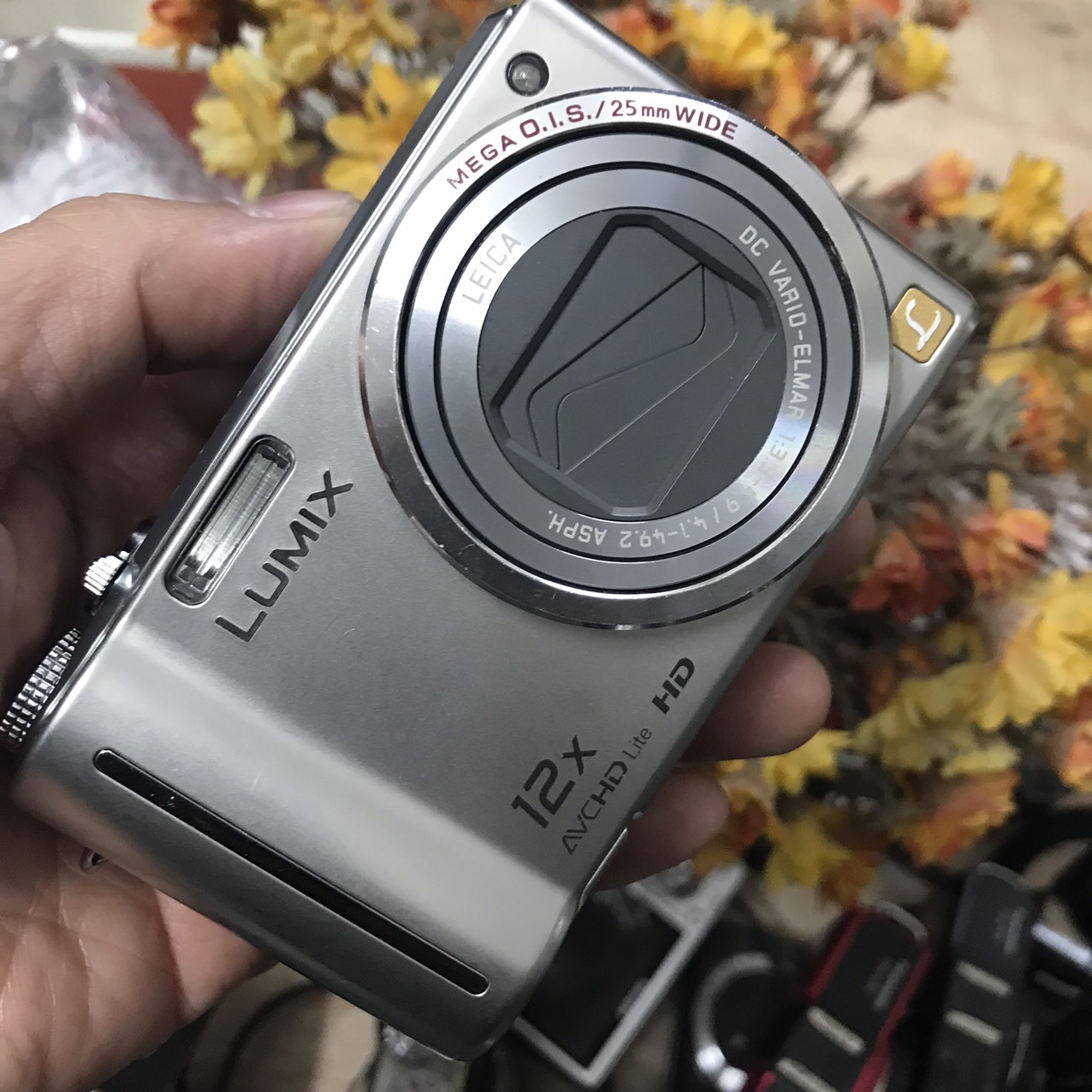 Máy ảnh Lumix TZ7 quay chụp tốt