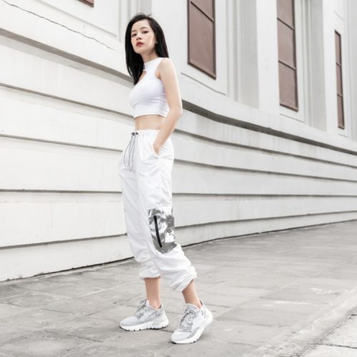 Quần jean nữ jogger kiểu quần jogger lưng thun.