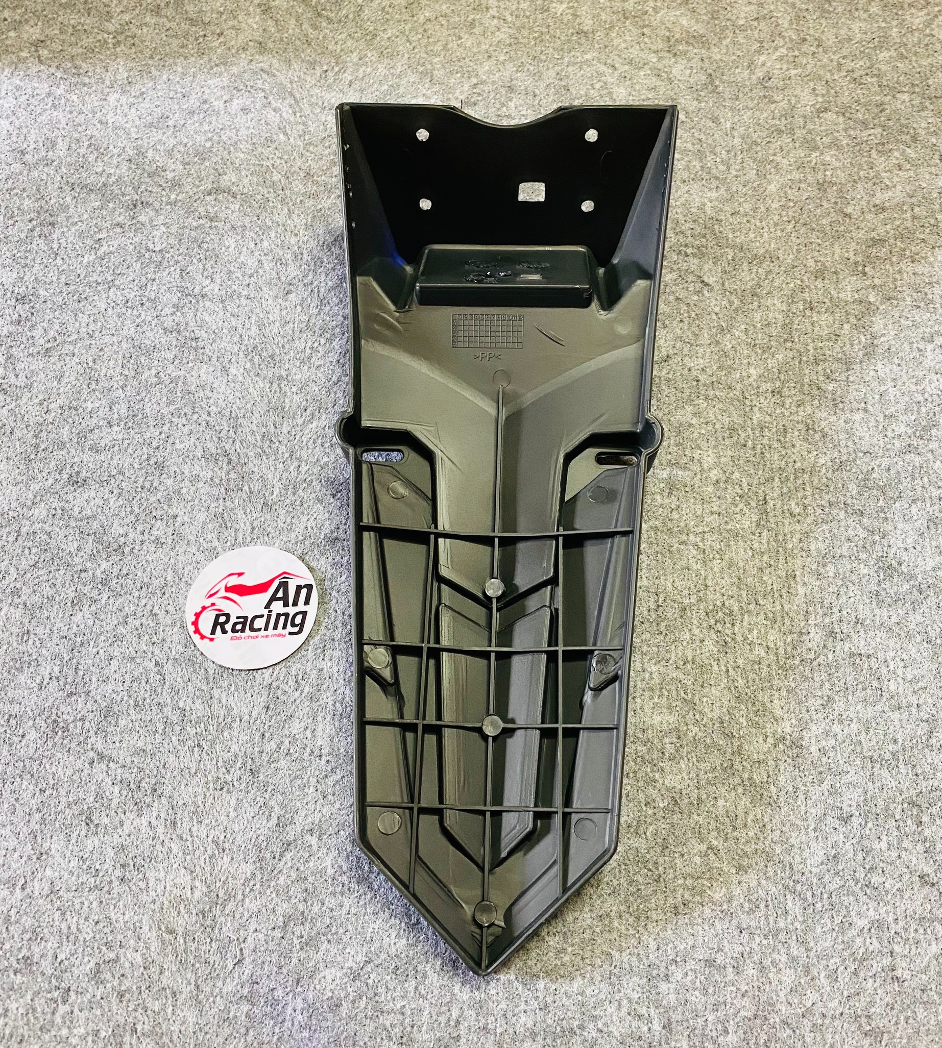 Đuôi dè chắn bùn gắn xe Exciter 155