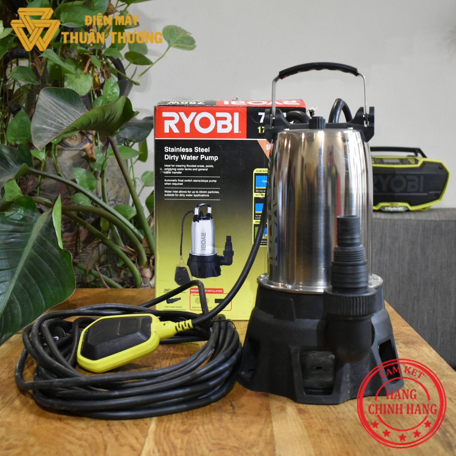 Máy Bơm Chìm Nước Thải 750W Ryobi RSSS750