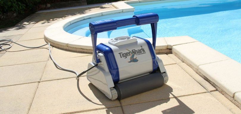 [HCM]Robot vệ sinh bể bơi Tiger Shark 2
