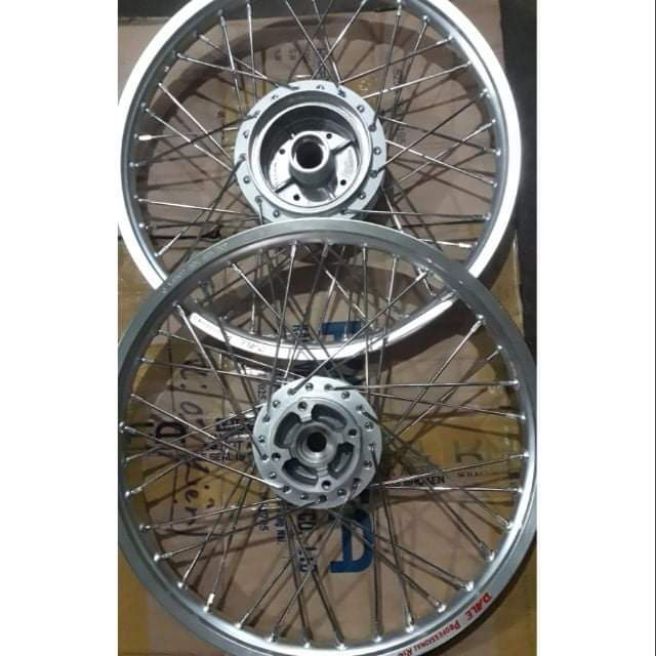 cặp căm đĩa ws110.căm mạ crôm.niền nhôm. đùm bạc loại tốt.