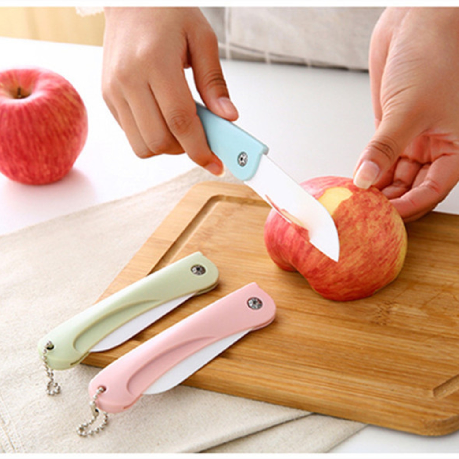 Japanese Folding Fruit Knife, Multifunctional Folding Knife Convenient for Travel