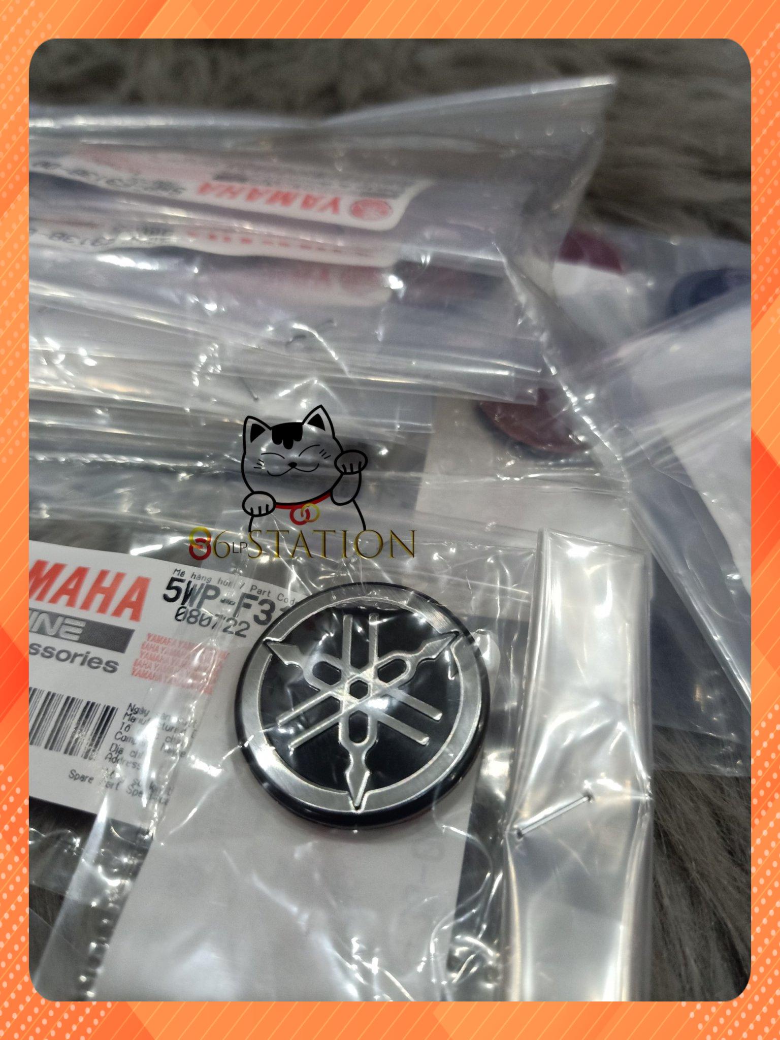 Logo mặt nạ exciter 2006 - 2010 chính hãng yamaha