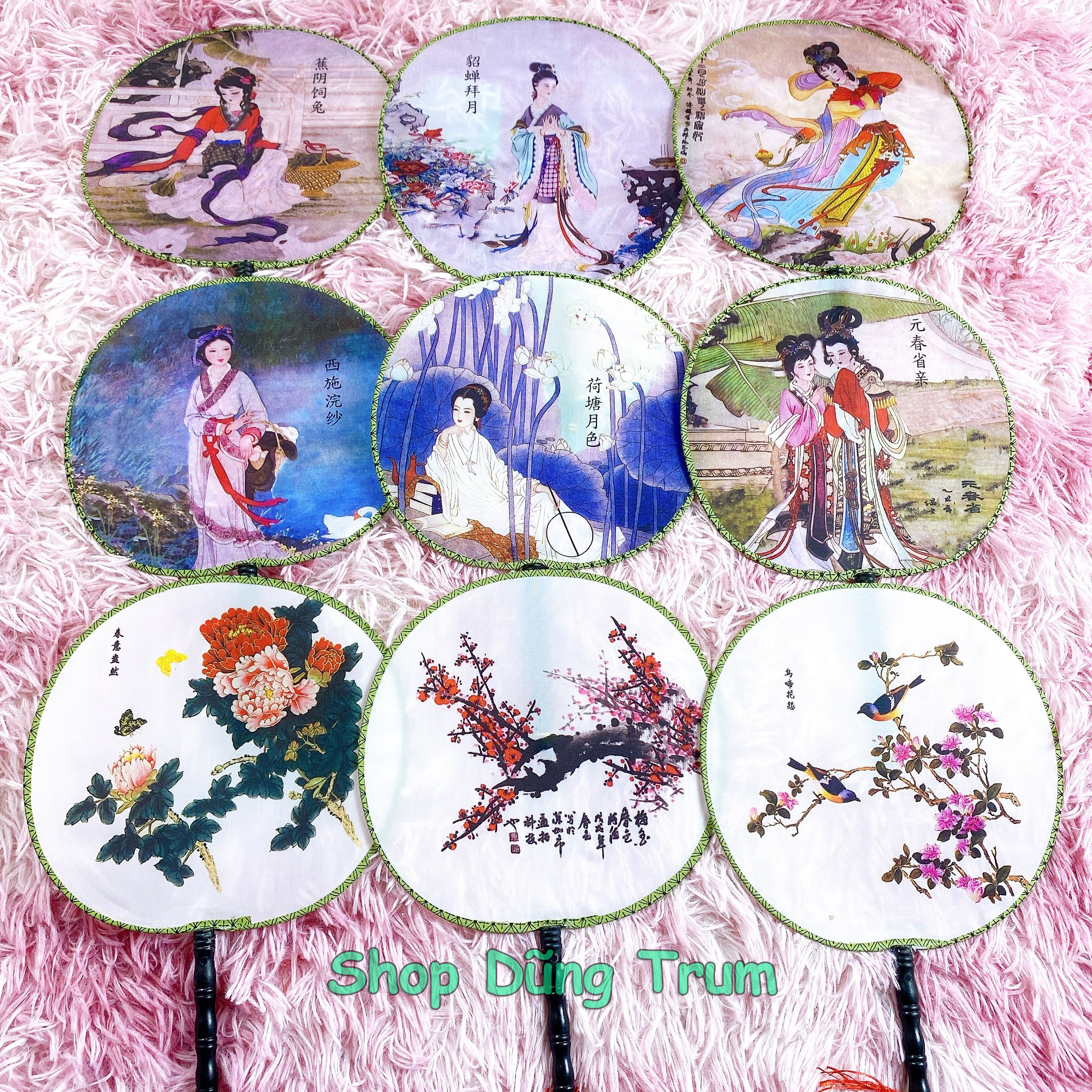 Quạt cổ trang họa tiết phong cách cổ điển