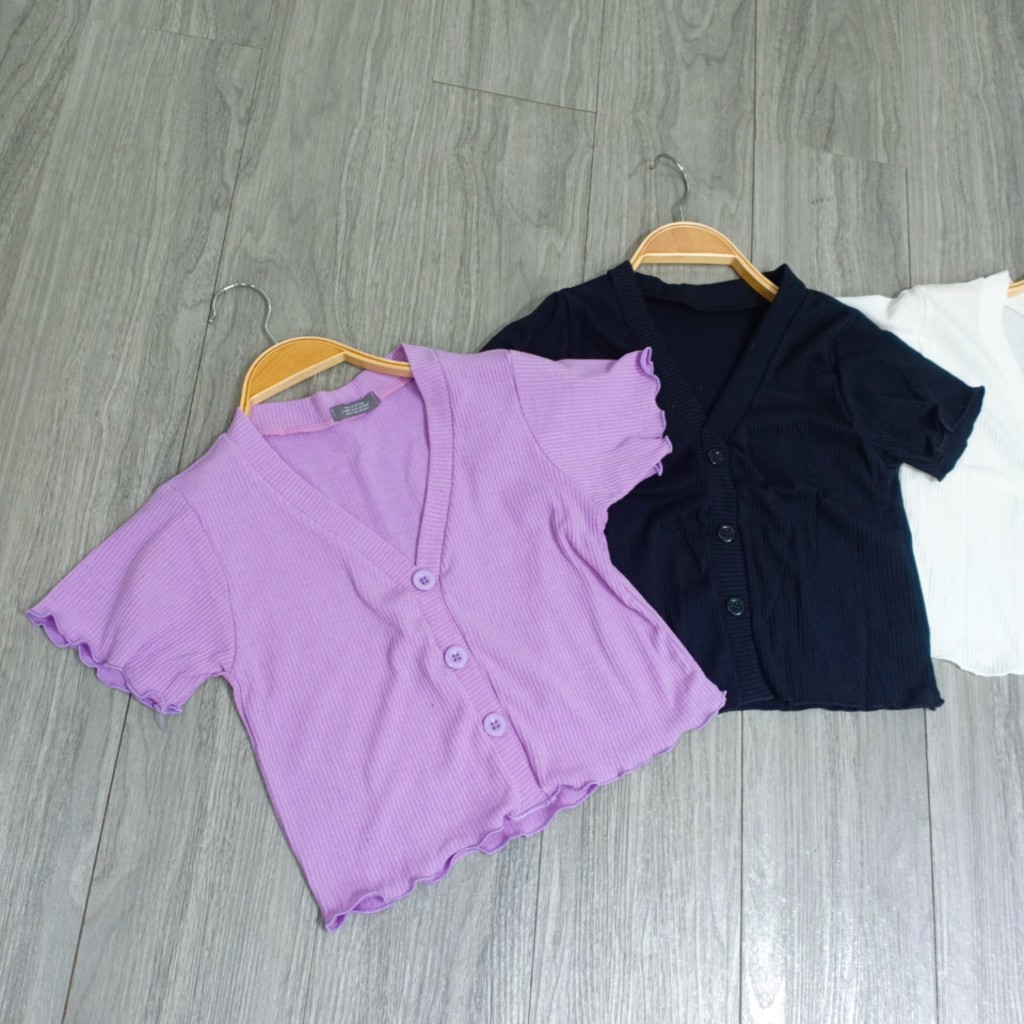 Áo Croptop Cổ Tim Cuốn Biên Siêu Kute
