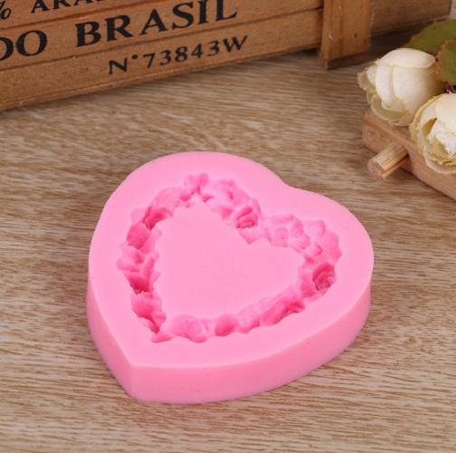 Khuôn silicon 4d mẫu trái tim kết hoa MS191