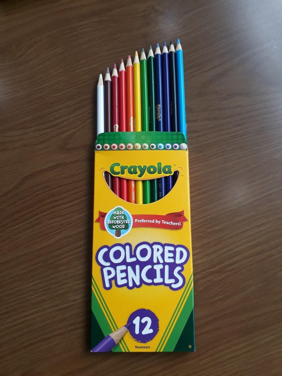 Hộp 12 cây chì màu Crayola Colored Pencils
