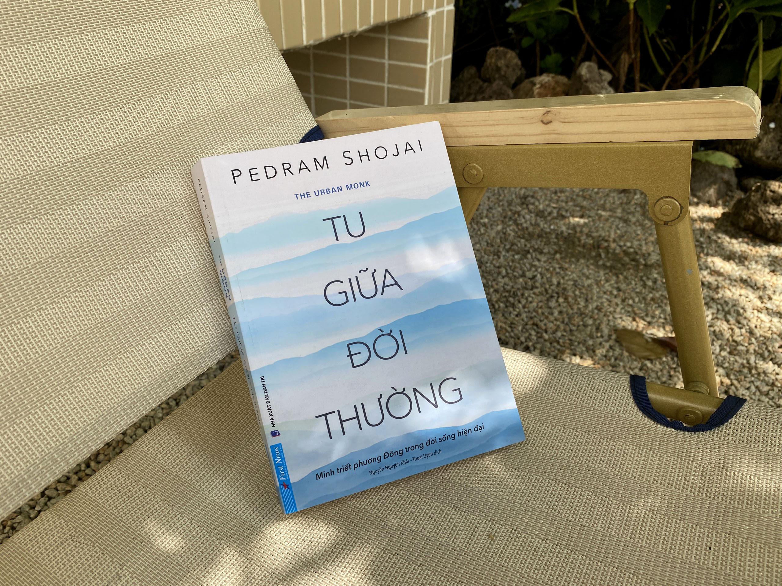 First News - Sách Tu Giữa Đời Thường