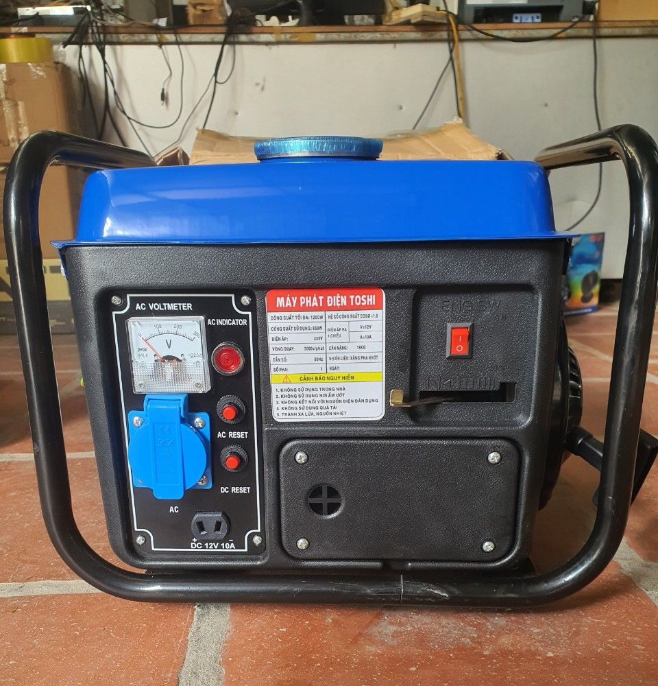 Máy phát điện gia đình Toshi chạy xăng pha nhớt 2 thì 1200w, tiết kiệm nhiên liệu