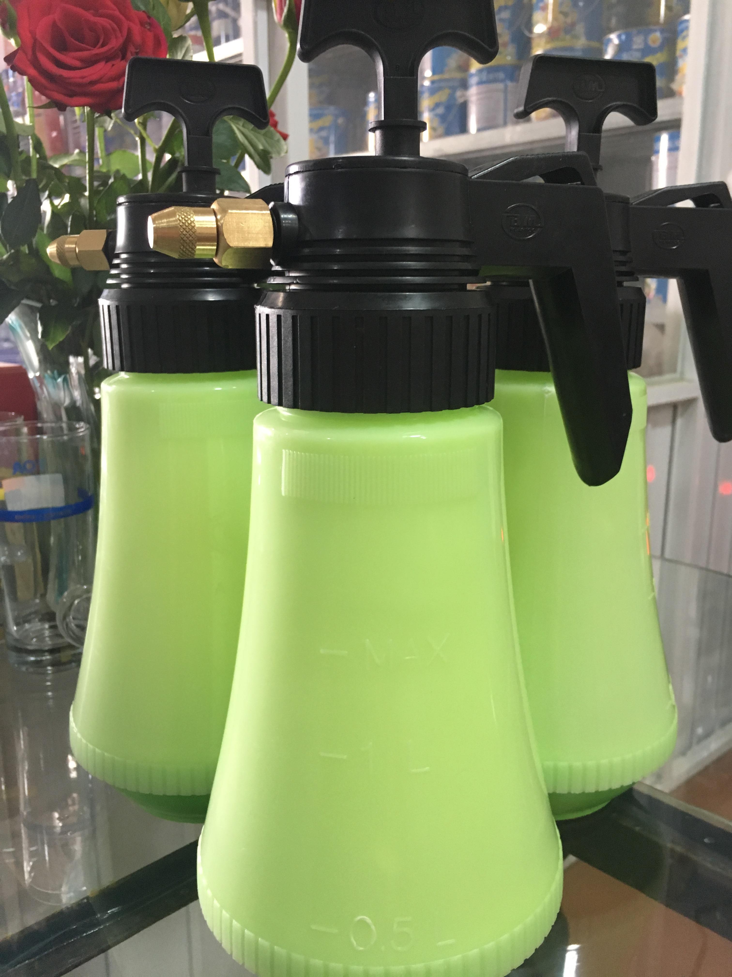 Bình phun thuốc, bình xịt phun sương tưới nước cho cây 1L