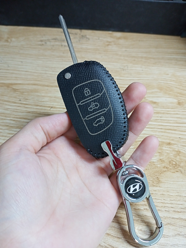 Bao da chìa khoá Hyundai Solati