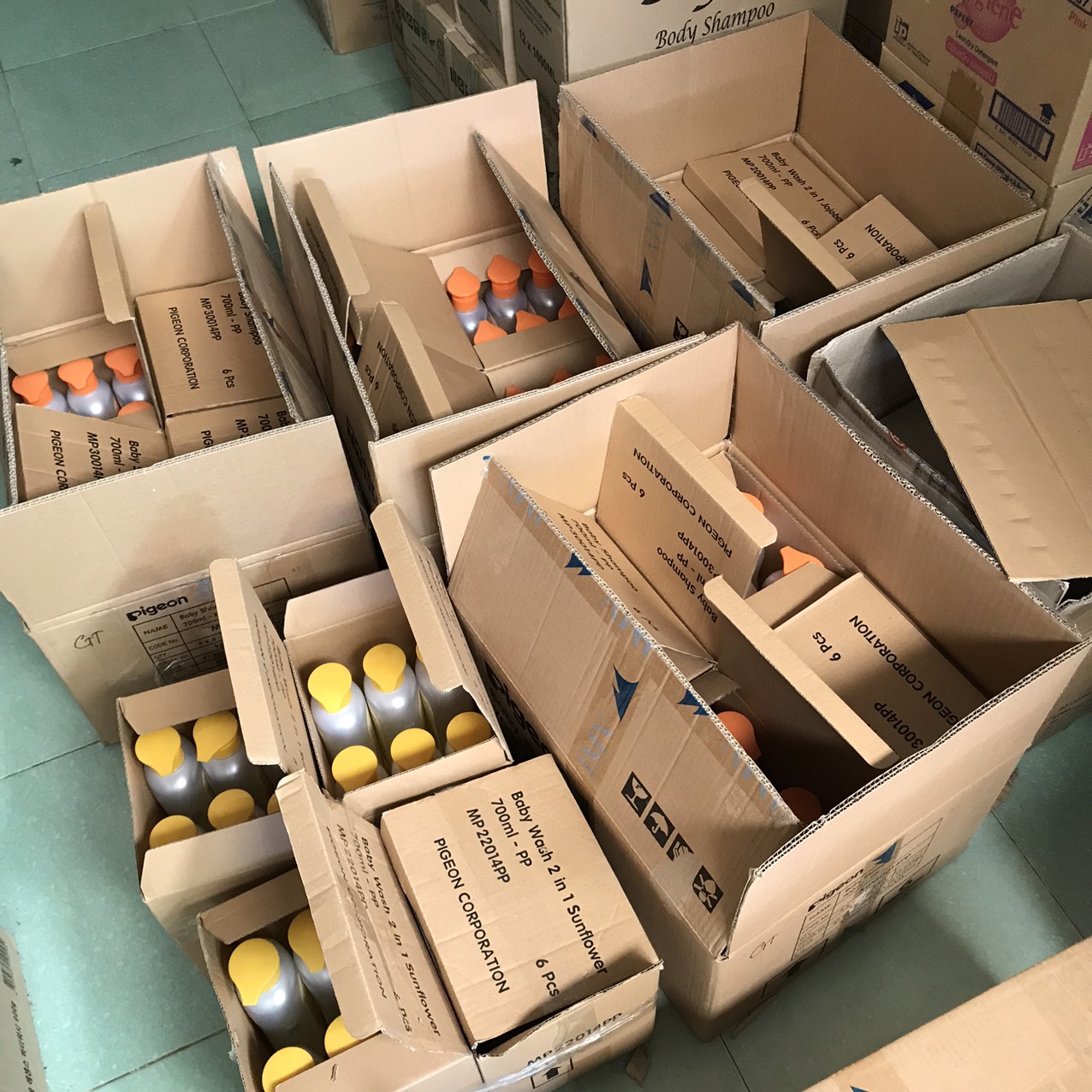 Sữa Tắm Gội Pigeon 2in1 700ml