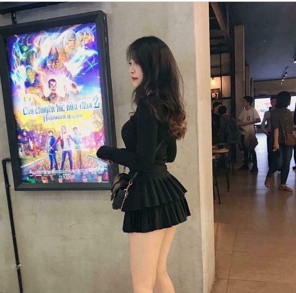 Chân váy xếp ly