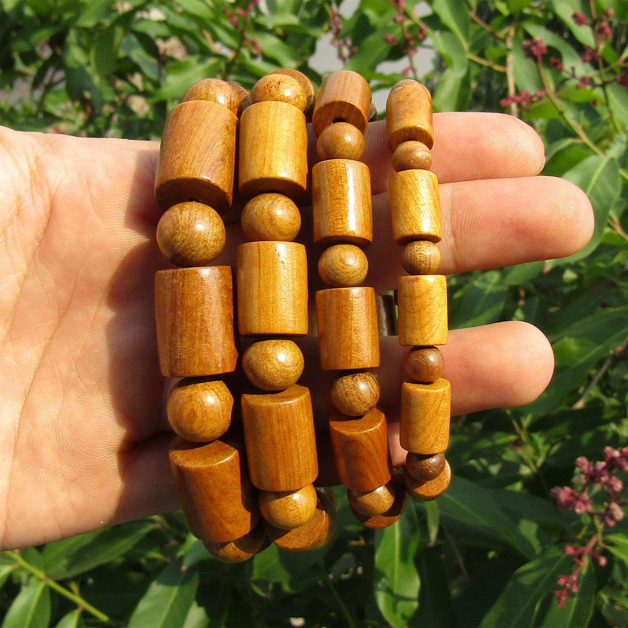 Vòng Tay Gỗ Bách Xanh Đủ Size