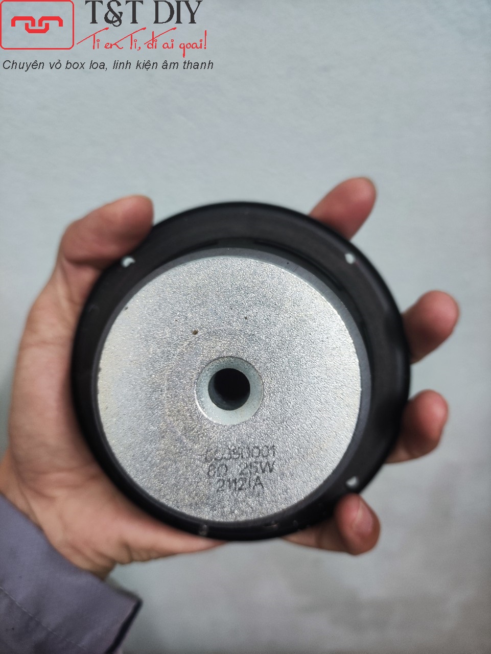 Củ loa mid bass màng carbon 4inch 8ohm 25w