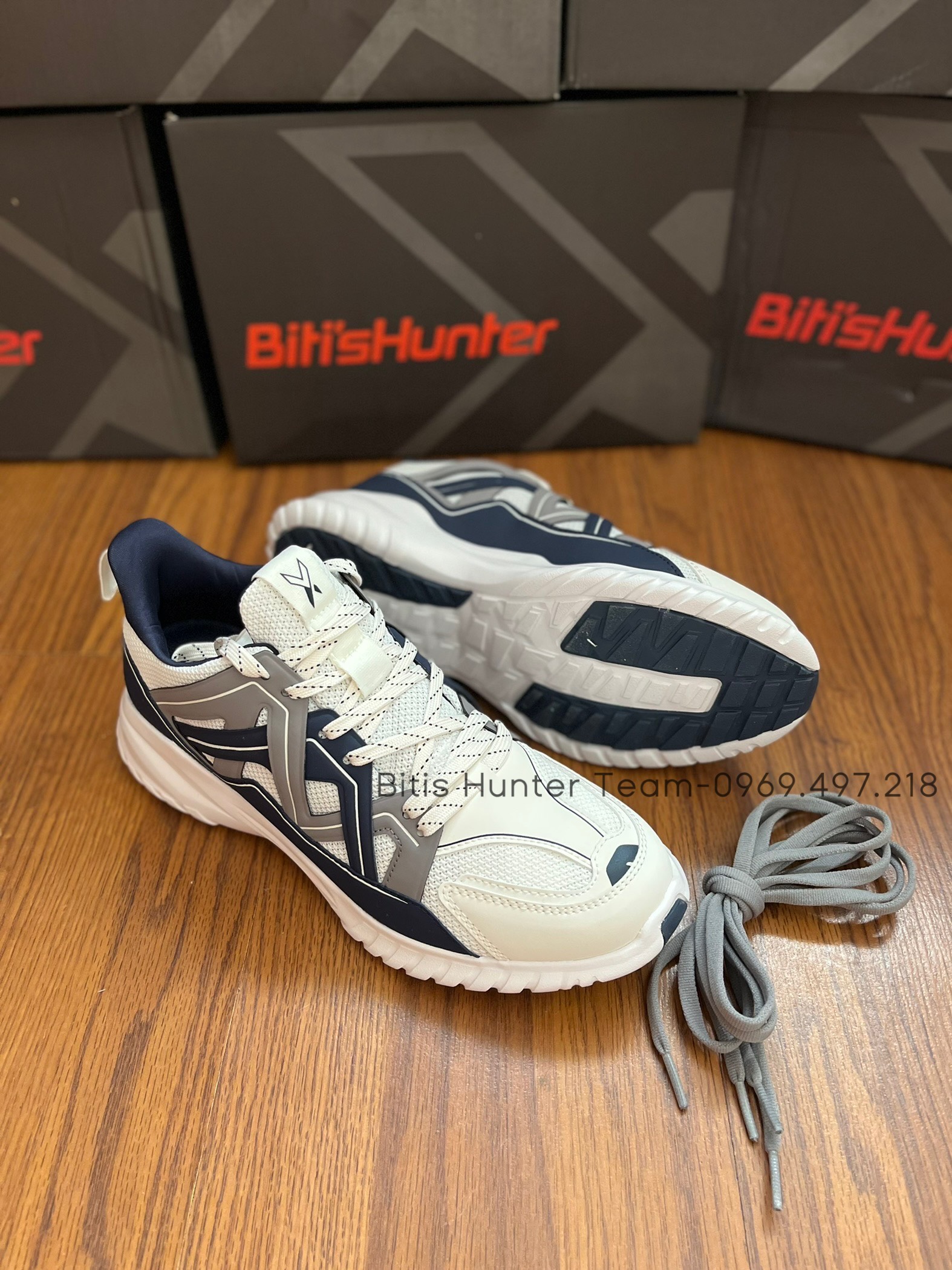 Giày Thể Thao Nam Cao Cấp Bitis Hunter X Multi-Layer -DSMH02800TRG