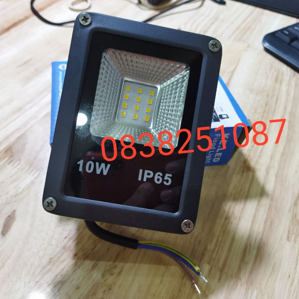 Đèn pha led 10w chiếu sáng sân vườn bảng hiệu chống nước