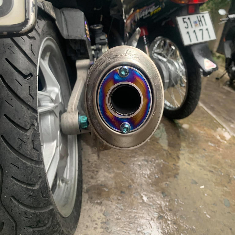 TEM TITAN CHỤP ĐÍCH PÔ 4 ROAD DÀY CAO CẤP TRANG TRÍ XE