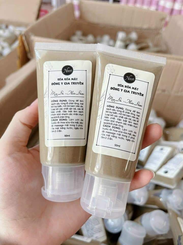 Sữa Rửa Mặt Đông Y Nicos 80g