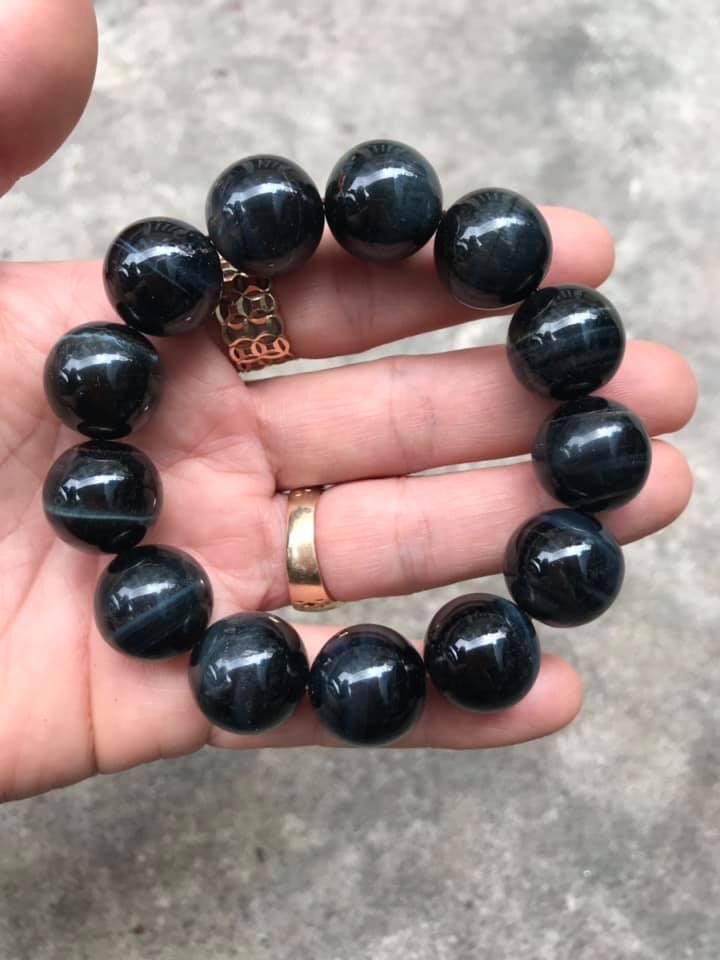 Vòng tay đá mắt hổ xanh đen 16 ly