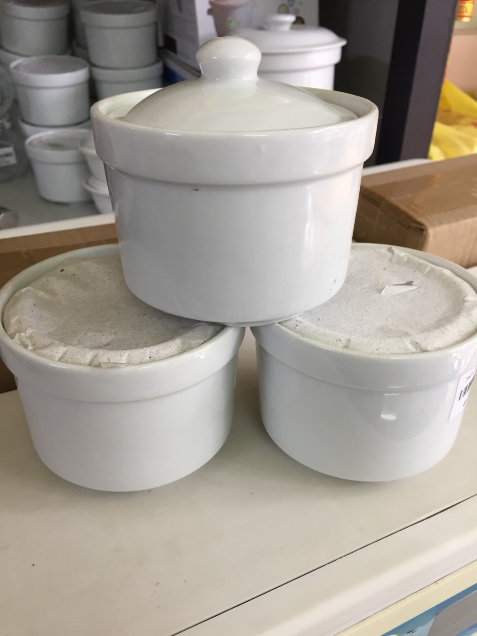 THỐ CHƯNG YẾN BẰNG SỨ TRẮNG CAO CẤP