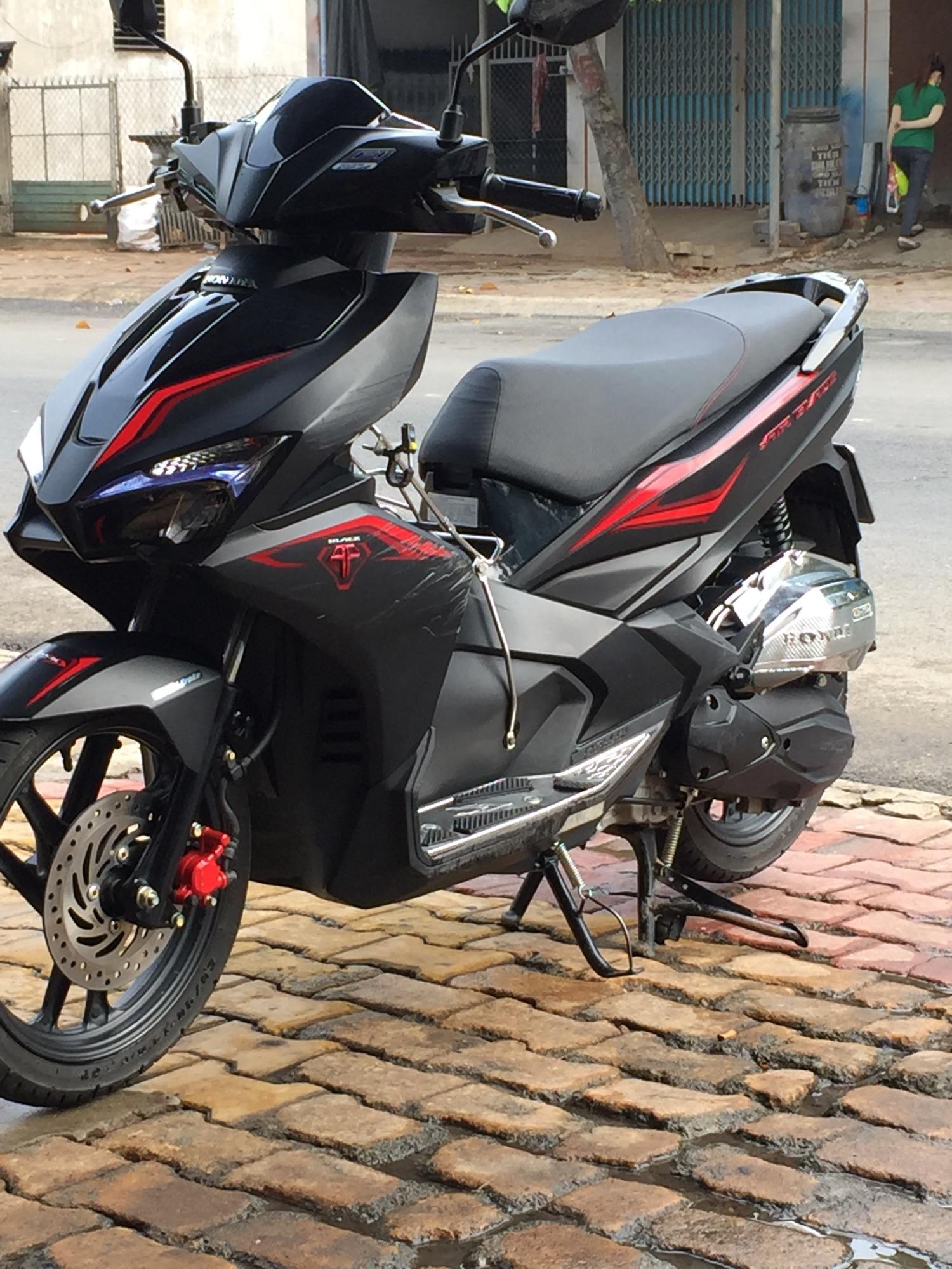 Son samurai combo đen nhám 109a