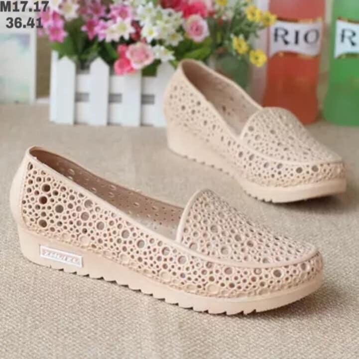 Giày Nhựa Công Sở Nữ Đi Mưa Đa Năng Cực Mềm Êm Chân M15