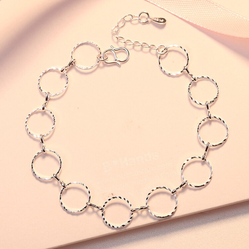 A hello girl jewelry Japan and South Korea trend New Dolphin silver plated flower Pearl double layer bracelet fashion accessories