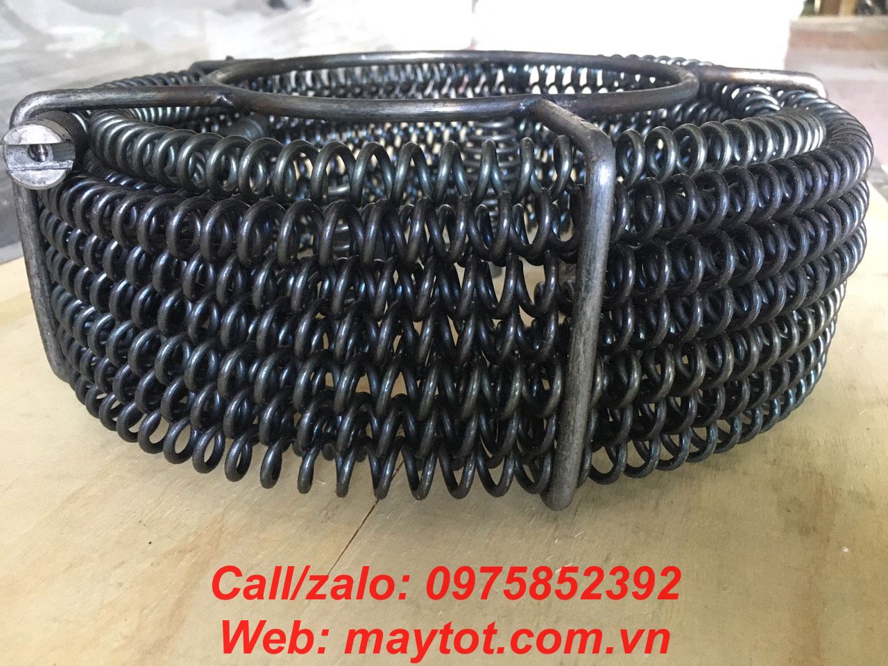 [HCM]Dây thông tắc cống dùng cho máy khoan ( 12m dây thông 6 đầu thông 1 đầu kết nối máy khoan)