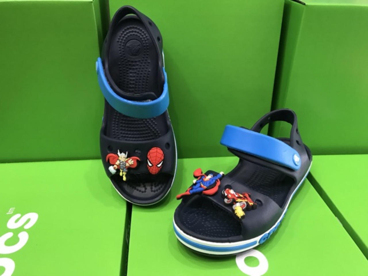 SANDAL CROSS BAND MÀU NAVY VIỀN XANH- tặng 4 sticker - Pb32