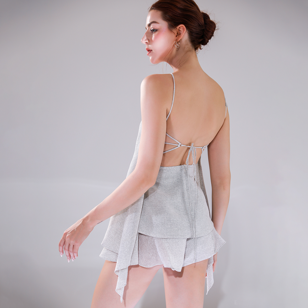 ELPIS - [Video] Quần ngắn dáng A lưng cao SS22B05