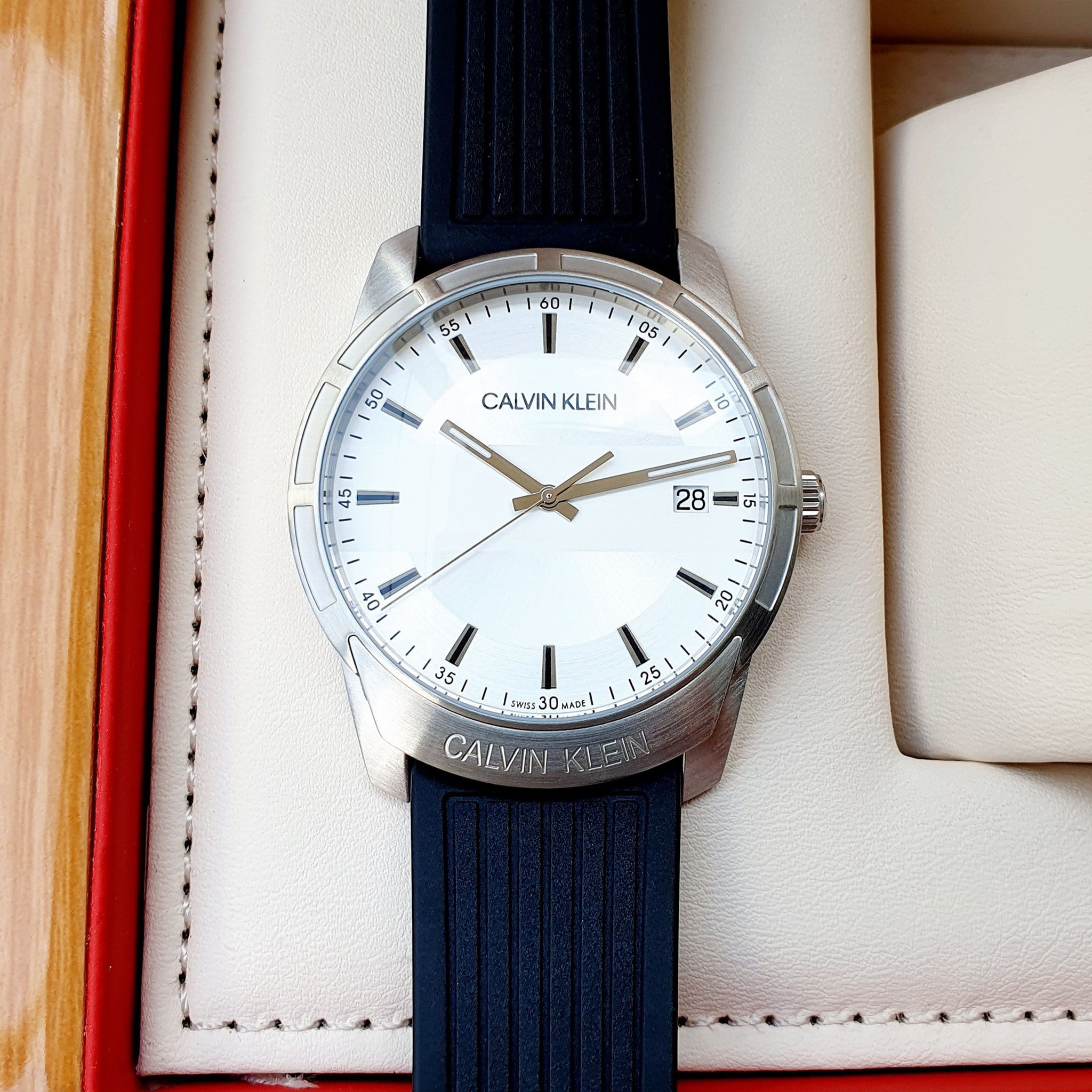 Đồng hồ Nam chính hãng Calvin KleinEvidence K8R111D6 Size 42,Mặt trắng,Lịch