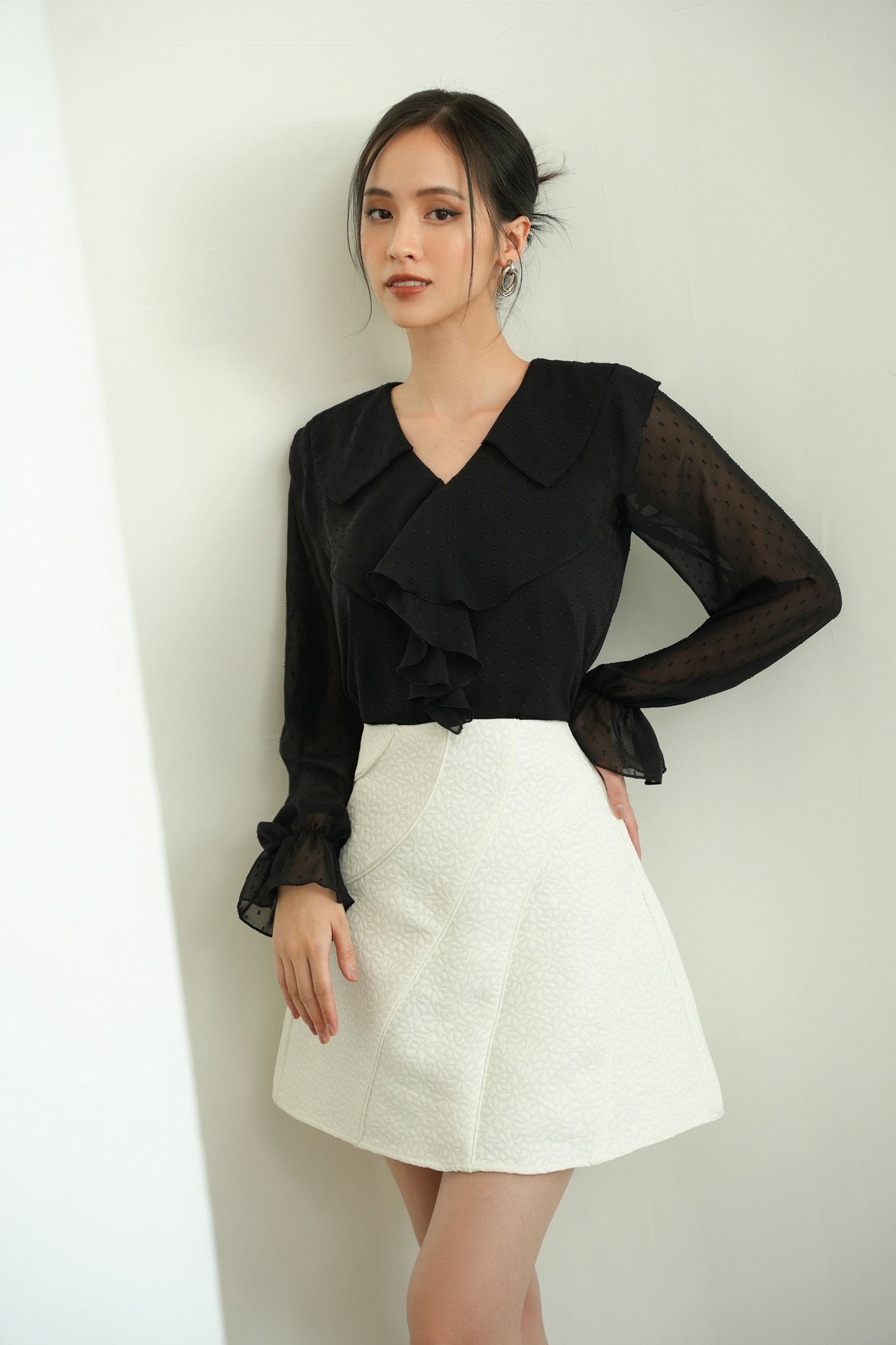 OLV - Chân váy Line Basic Skirt in White