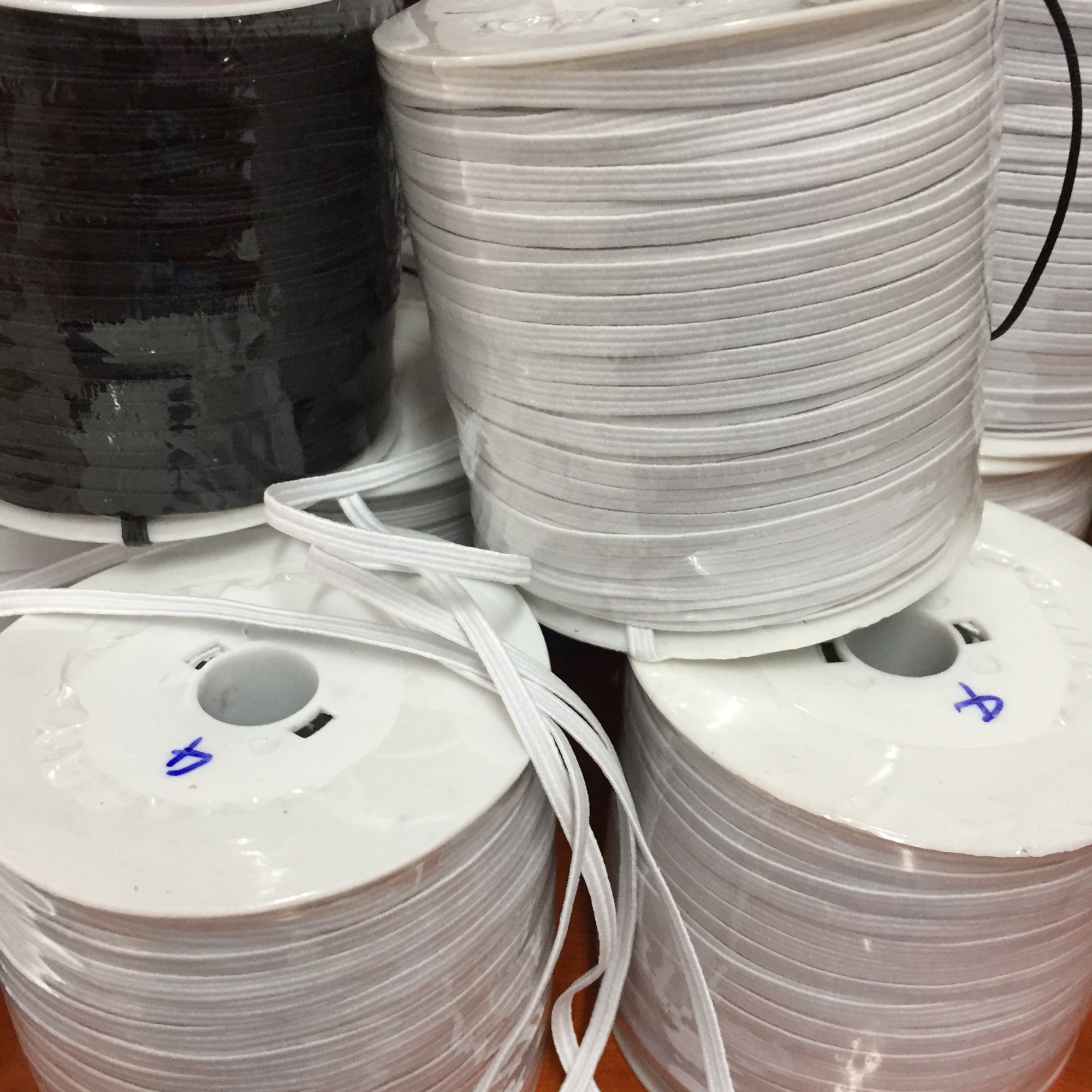 [HCM]Cuộn dây thun co giãn siêu bé 100m bán 0.5cm