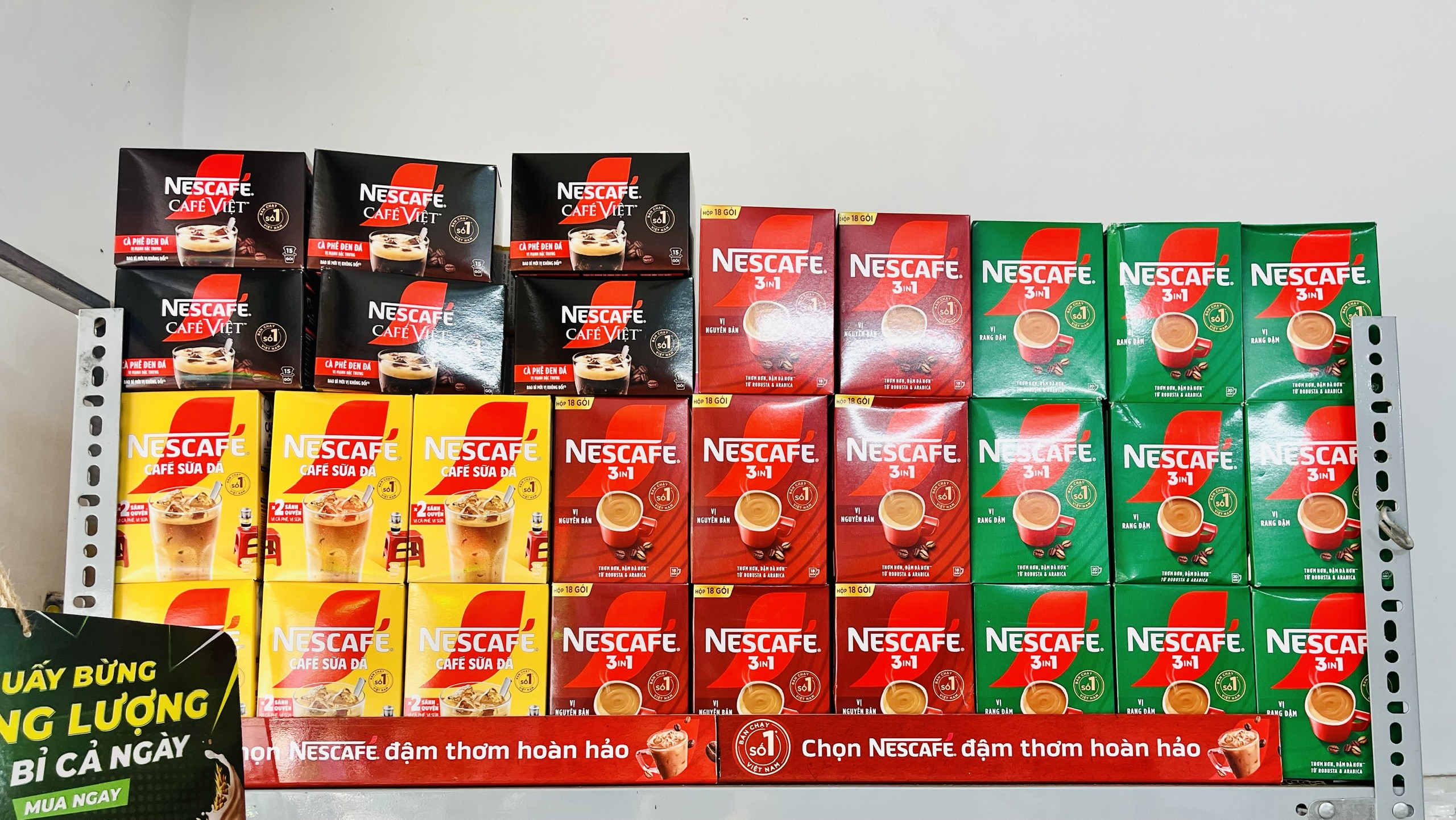Black Coffee/Nescafe Black/Red/Blue/Yellow Milk Coffee in Box Form (10-15-18 Packs X 16-24g)