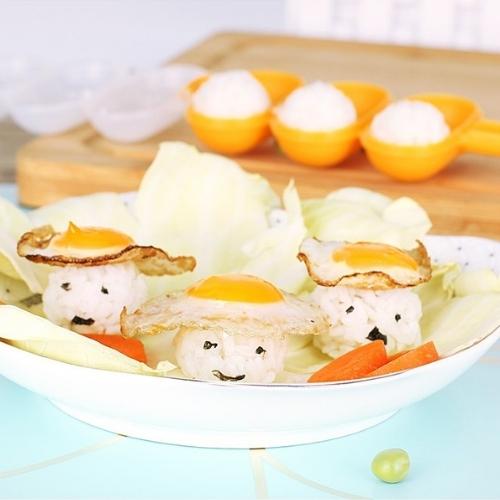 Khuôn lắc cơm viên cho bé ăn dặm