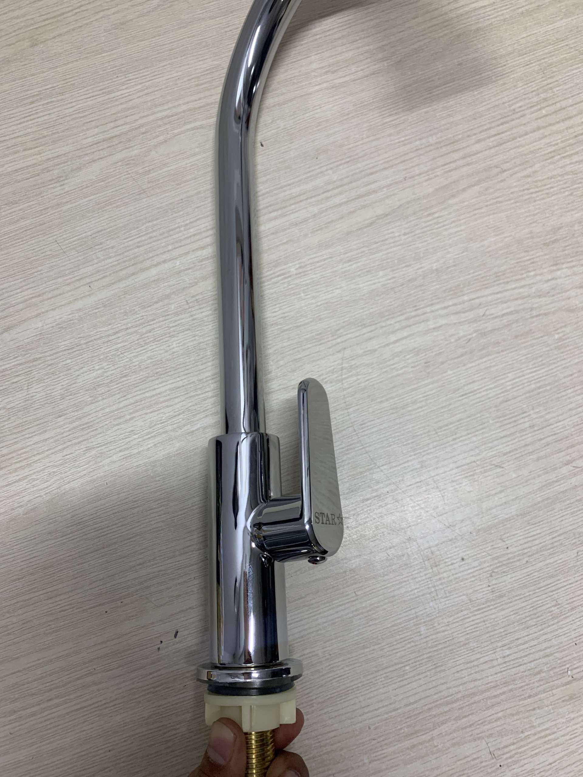 Vòi Rửa Chén Lạnh Đồng Thau Phi 24mm