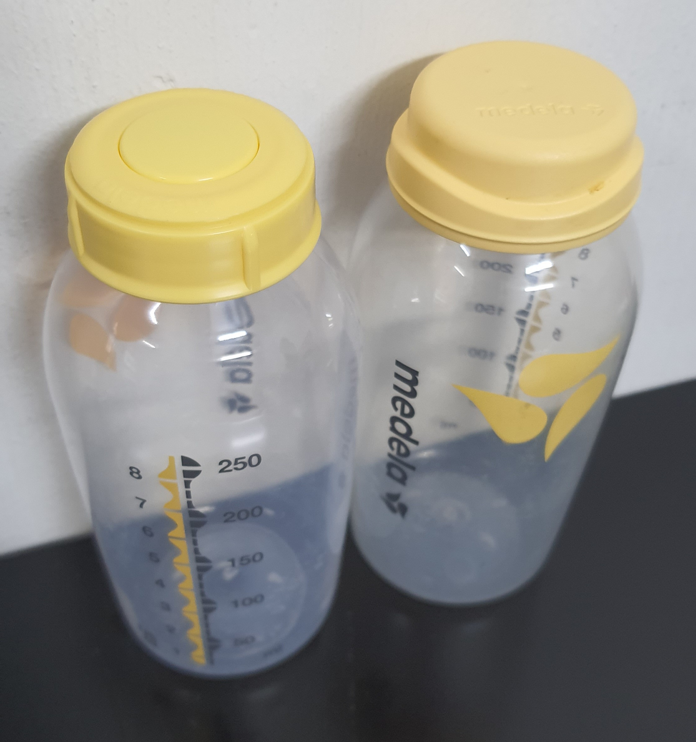 Bình trữ sữa medela 150ml, 250ml