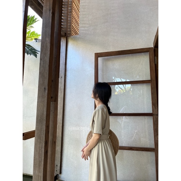 Mir.byHi: đầm dài hở lưng gài nút hàn.