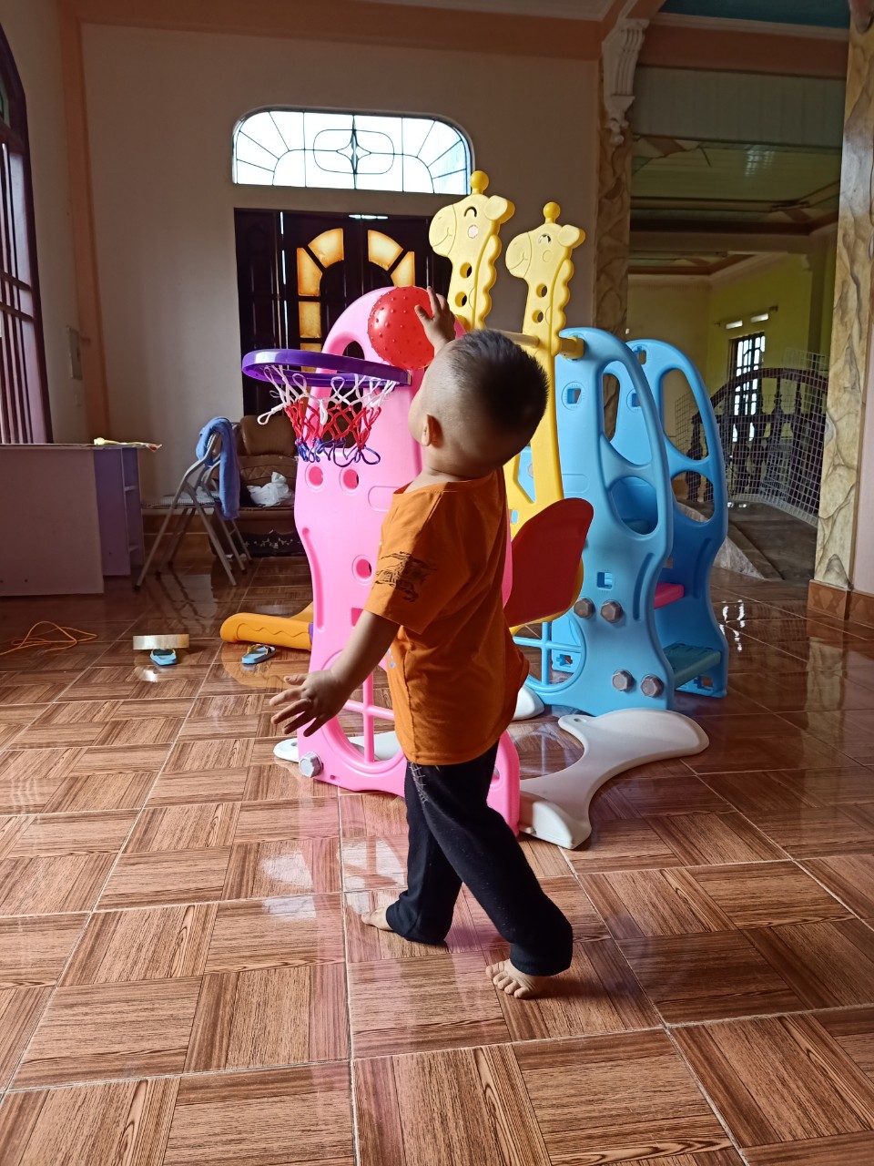 CẦU TRƯỢT - XÍCH ĐU- BÓNG RỔ LIÊN HOÀN