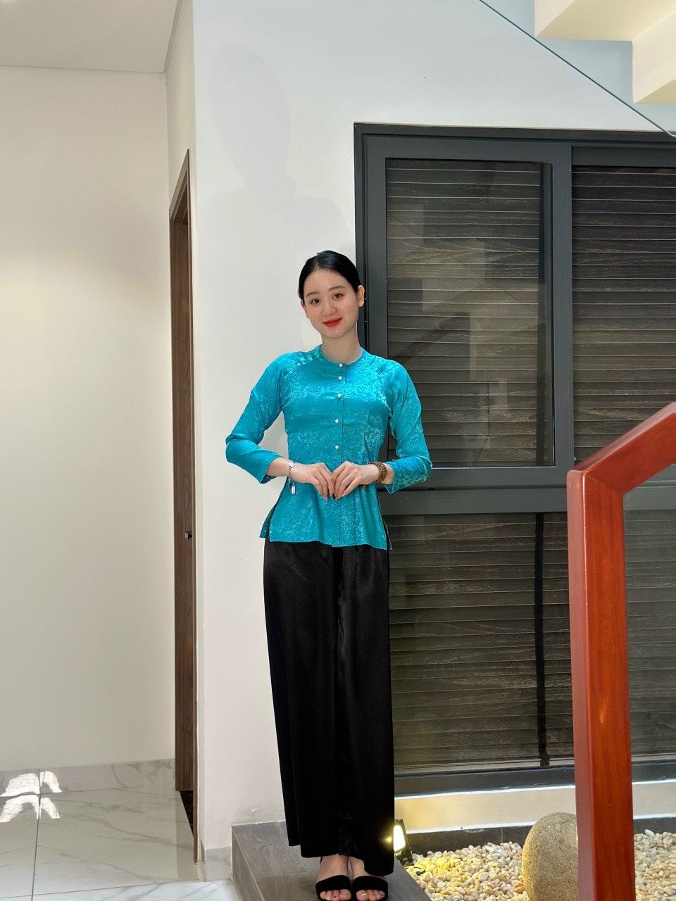ÁO BÀ BA CÁCH TÂN GẤM ĐỒNG TIỀN