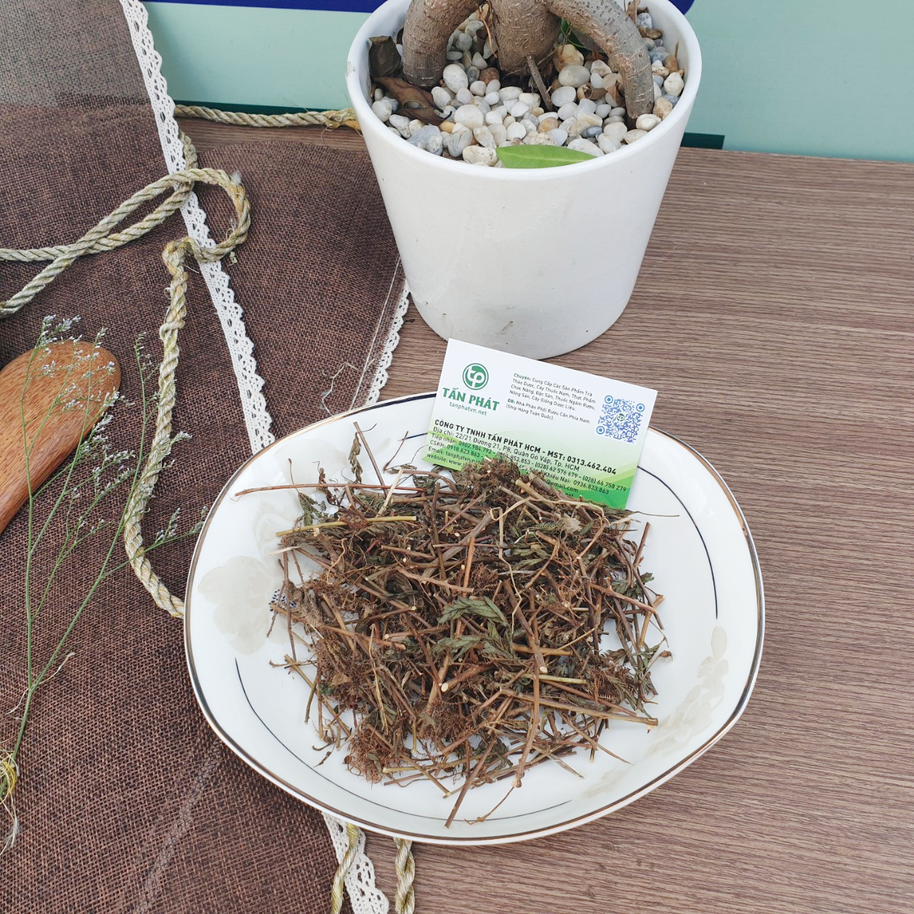 Cây mắc cỡ sấy khô túi lớn loại 1kg - Chuyên dùng để pha trà giảm stress, mệt mỏi và căng thẳng - Hỗ trợ cải thiện giác ngủ của bạn