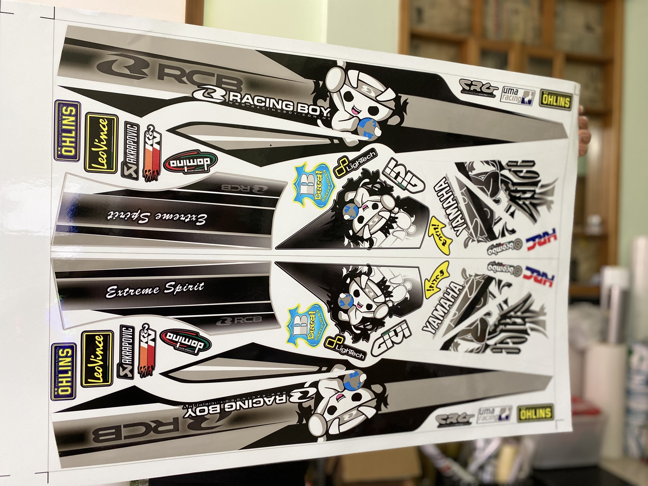 Tem rời sirius racing boy trắng đen