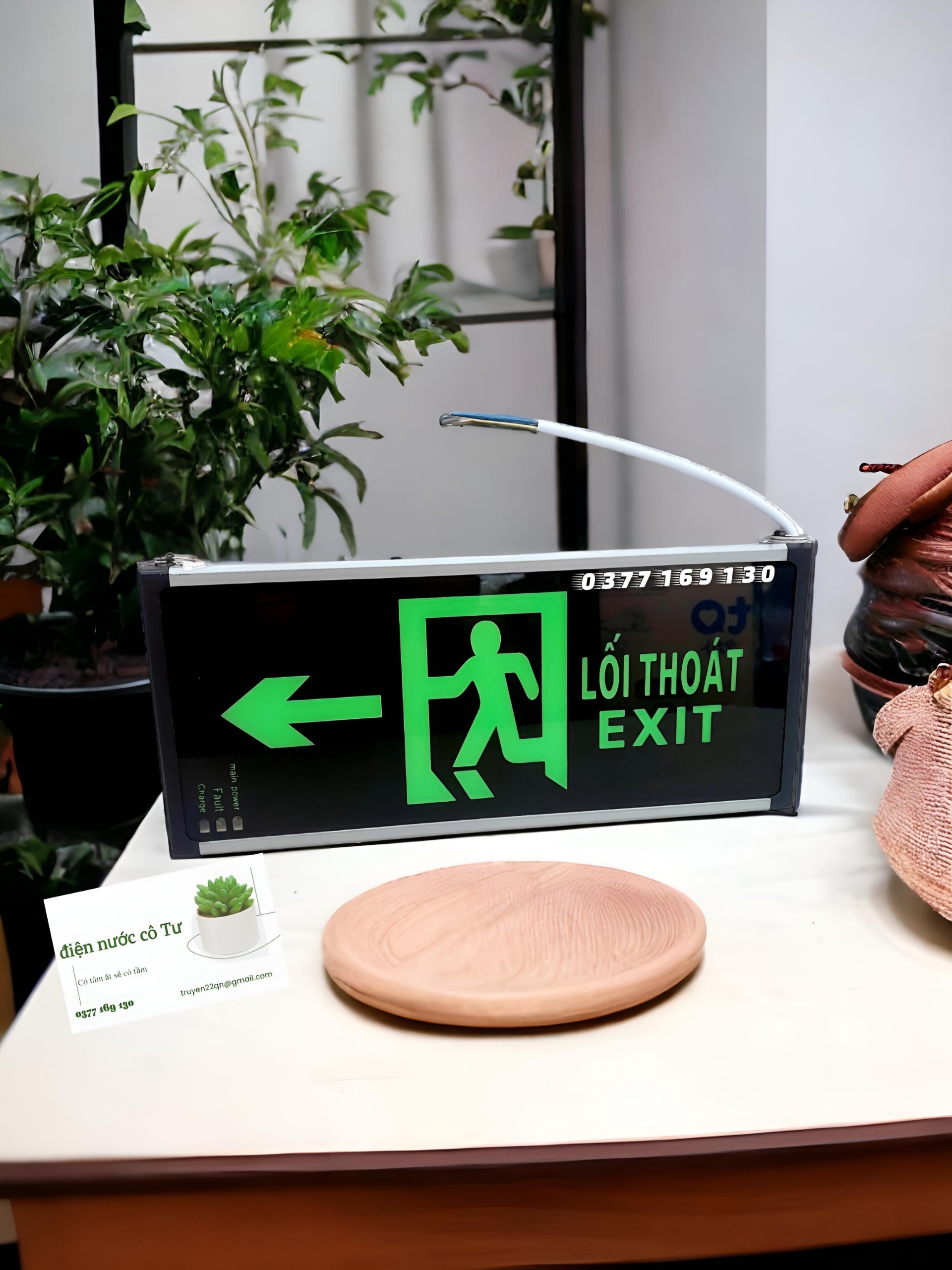 Đèn Exit - Đèn Thoát Hiểm - Đèn Chỉ Lối Thoát 2 Mặt Đèn