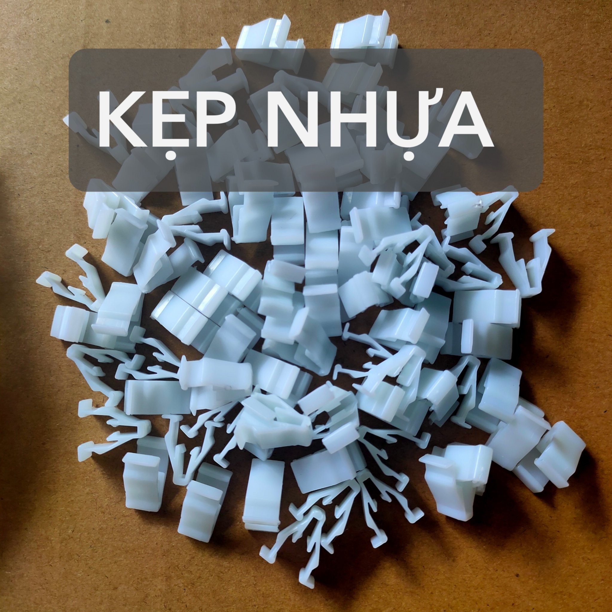 KẸP NHỰA, KẸP DÀN ÁO XE WINNER VÀ CÁC XE KHÁC SET 10 CHIẾC