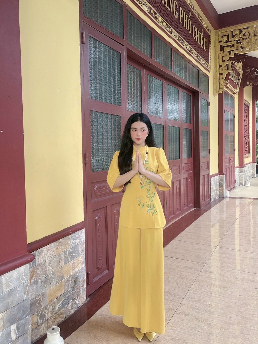 Đồ Lam Đi Chùa # Mẫu lụa sẫm cúc ngọc # Quần Áo Nữ
