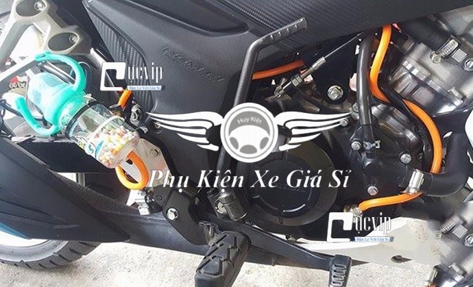 (Màu Đỏ) Bình Sữa Thông Hơi Xe Máy MS1527