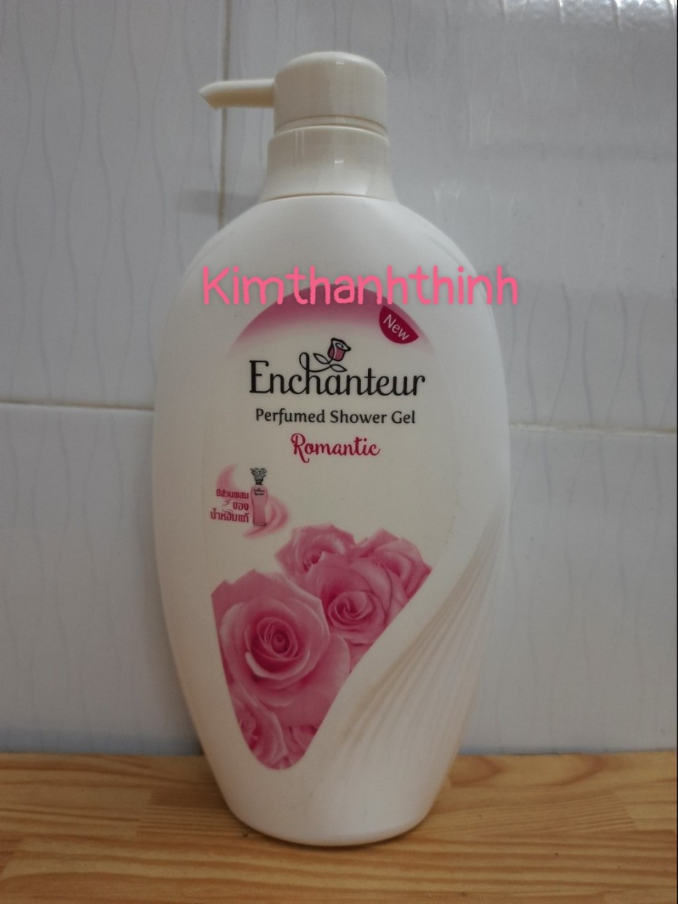 (KTT) Sữa tắm  ENCHENTER hương nước hoa chai 550ml- Hàng Thái Lan