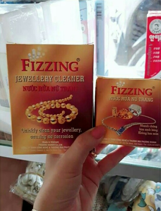 Nước Rửa Nữ Trang, Làm Sạch Và Làm Sáng Các Loại Trang Sức Vàng Bạc Fizzing 70ml